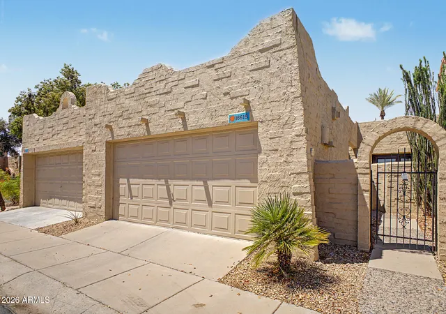 Photo 3 of Townhouse for sale at 16615 N 29th Drive, Phoenix, AZ 85053 | MLS# 7041179 | Listing updated on 2026-08-16