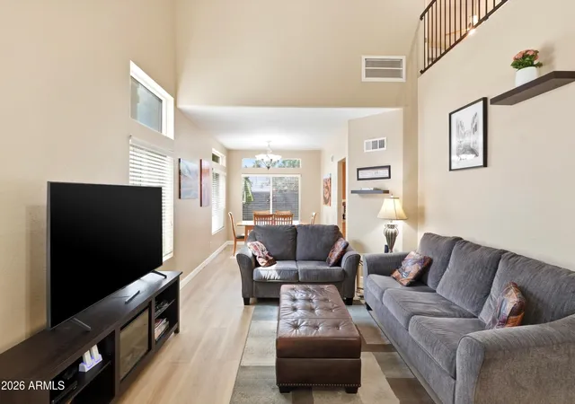 Photo 4 of Single family home for sale at 4578 W Shannon St, Chandler, AZ 85226 | MLS# 7041618 | Listing updated on 2026-09-17