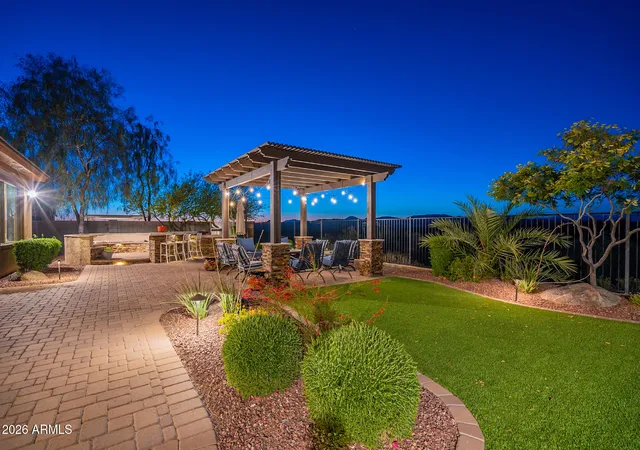 Photo 3 of Single family home for sale at 9934 W White Feather Ln, Peoria, AZ 85383 | MLS# 7043445 | Listing updated on 2026-10-08