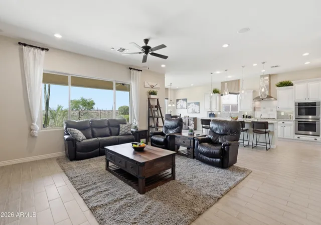 Photo 3 of Single family home for sale at 9934 W White Feather Ln, Peoria, AZ 85383 | MLS# 7043445 | Listing updated on 2026-10-08
