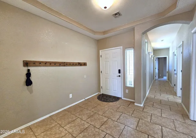Photo 3 of Single family home for sale at 5585 Los Capanos Dr, Sierra Vista, AZ 85635 | MLS# 7039861 | Listing updated on 2026-09-21