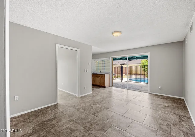 4th image of 9855 N 56Th Dr, Glendale, AZ 85302 | MLS# 7040389