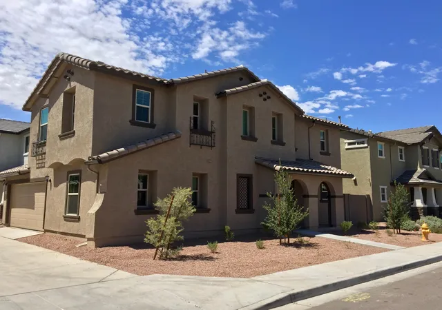 Photo 2 of Single family home for sale at 2924 S Washington St, Chandler, AZ 85286 | MLS# 7039948 | Listing updated on 2026-09-17