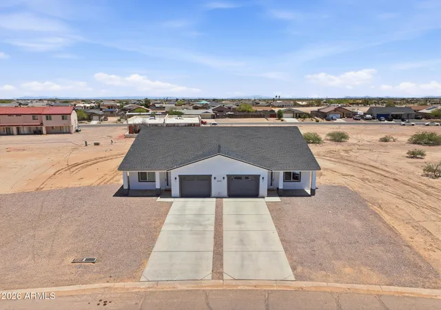 Photo 4 of Townhouse for sale at 14055 S Berwick Rd, Arizona City, AZ 85123 | MLS# 7040674 | Listing updated on 2026-10-02