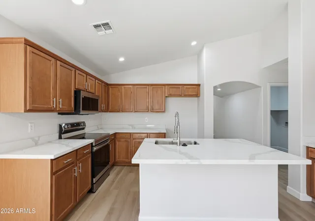 Photo 4 of Single family home for sale at 35465 N Belgian Blue Ct, San Tan Valley, AZ 85143 | MLS# 7049706 | Listing updated on 2026-10-08