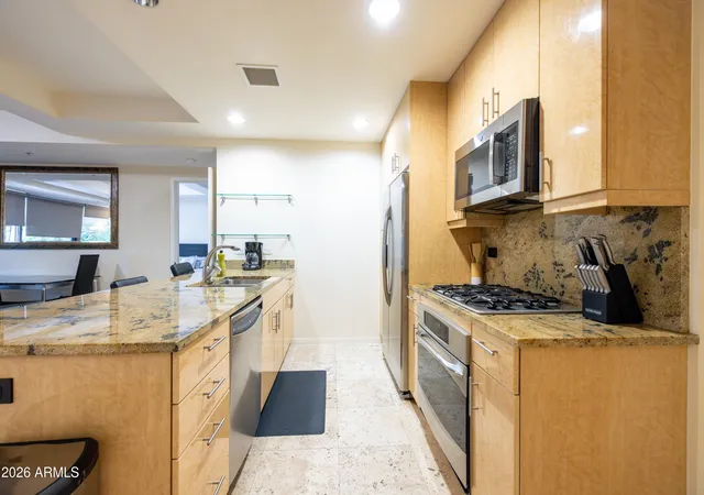 Photo 3 of House for sale at 7131 E Rancho Vista Dr #3004, Scottsdale, AZ 85251 | MLS# 7039997 | Listing updated on 2026-06-10