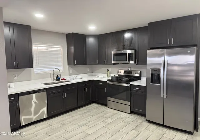 Photo 3 of Townhouse for sale at 1732 E Wood St, Phoenix, AZ 85040 | MLS# 7039988 | Listing updated on 2026-08-31