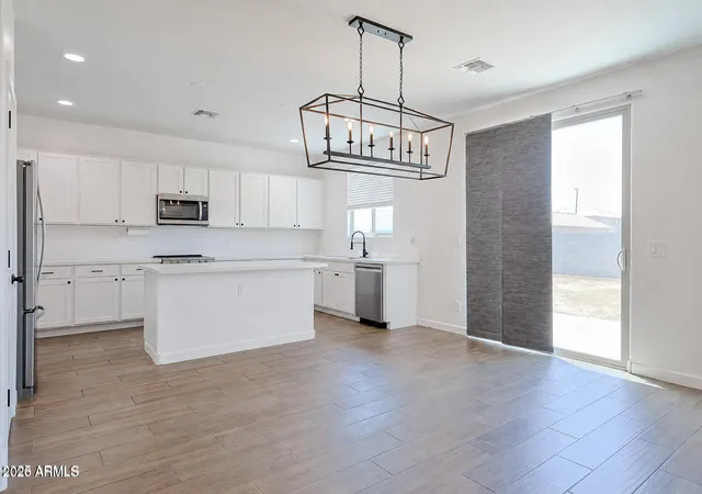 5th image of 18263 W Williams Rd, Surprise, AZ 85387 | MLS# 7040076