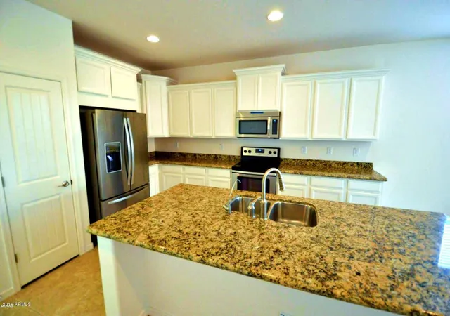 Photo 3 of Single family home for sale at 1050 E Detroit St, Chandler, AZ 85225 | MLS# 7040031 | Listing updated on 2026-08-11