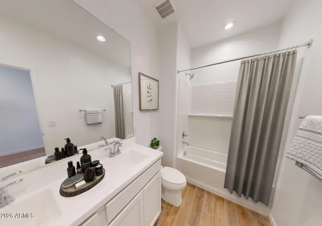 Photo 4 of Single family home for sale at 12514 W Odeum Ln, Avondale, AZ 85323 | MLS# 7040070 | Listing updated on 2026-09-16