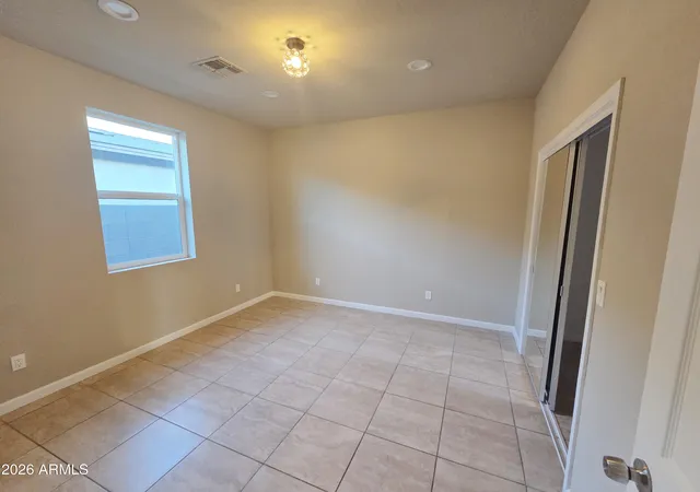 Photo 3 of Single family home for sale at 913 E Fremont Rd #3, Phoenix, AZ 85042 | MLS# 7046974 | Listing updated on 2026-09-18