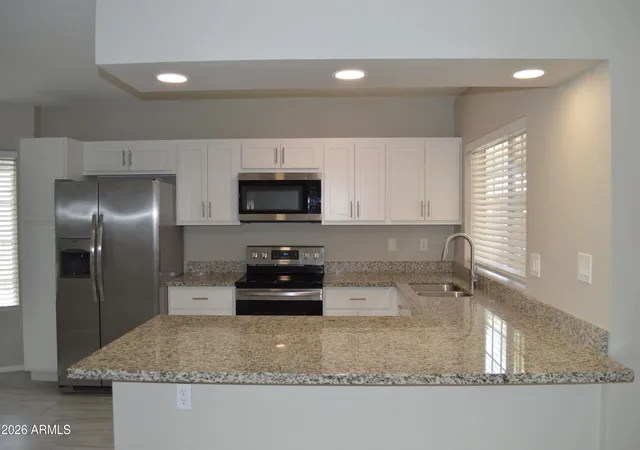 2nd image of 2910 W Marconi Ave #113, Phoenix, AZ 85053 | MLS# 7045678