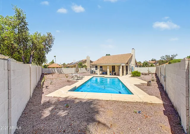 Photo 4 of Single family home for sale at 7603 W Oraibi Dr, Glendale, AZ 85308 | MLS# 7040169 | Listing updated on 2026-08-31