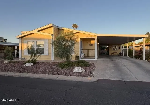 Photo 2 of Sale Pending at 16433 N 34th Way, Phoenix, AZ 85032 | MLS# 7041993 | Listing updated on 2026-09-14