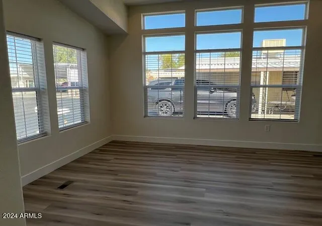 Photo 4 of Sale Pending at 16433 N 34th Way, Phoenix, AZ 85032 | MLS# 7041993 | Listing updated on 2026-09-14