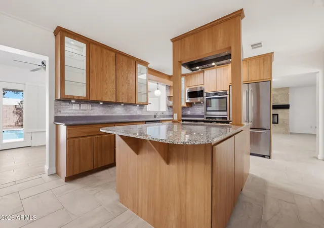 Photo 3 of Single family home for sale at 6518 N 16th Avenue, Phoenix, AZ 85015 | MLS# 7040997 | Listing updated on 2026-09-18