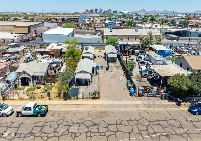 Photo 1 of Townhouse for sale at 24 W Fulton St, Phoenix, AZ 85041 | MLS# 7040737 | Listing updated on 2026-08-25