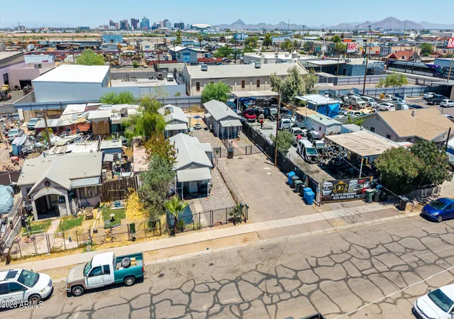 Photo 2 of Townhouse for sale at 24 W Fulton St, Phoenix, AZ 85041 | MLS# 7040737 | Listing updated on 2026-08-25