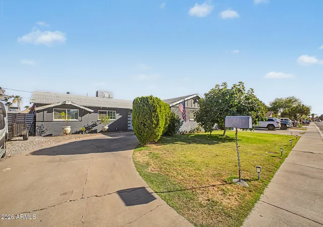 Photo 2 of Single family home for sale at 3201 W Willow Ave, Phoenix, AZ 85029 | MLS# 7041488 | Listing updated on 2026-08-29