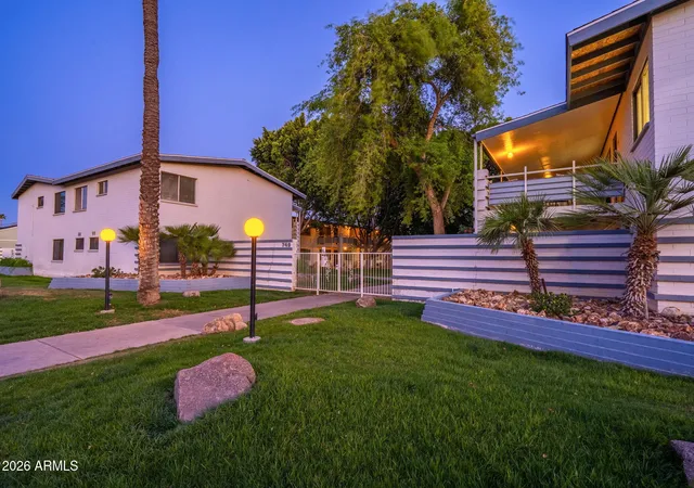 Homes for sale in Phoenix, AZ | 749 E Montebello Avenue, Phoenix, AZ 85014 | Houzeo