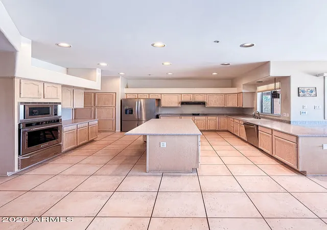 Photo 3 of Single family home for sale at 27620 N 74th Street, Scottsdale, AZ 85266 | MLS# 7040590 | Listing updated on 2026-09-10