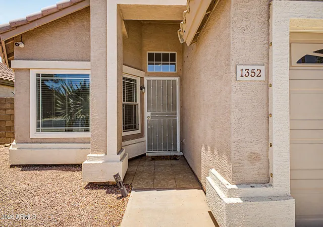 Homes for sale in Gilbert, AZ | 1352 S Portland Ave, Gilbert, AZ 85296 | MLS# 7041587