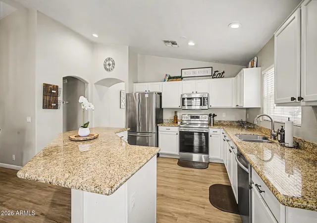 Homes for sale in Gilbert, AZ | 1352 S Portland Ave, Gilbert, AZ 85296 | MLS# 7041587