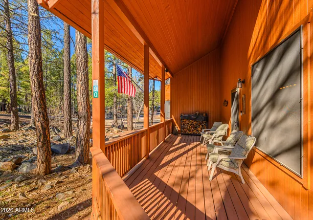 Photo 3 of Single family home for sale at 190 Bison Dr, Munds Park, AZ 86017 | MLS# 7040565 | Listing updated on 2026-07-25