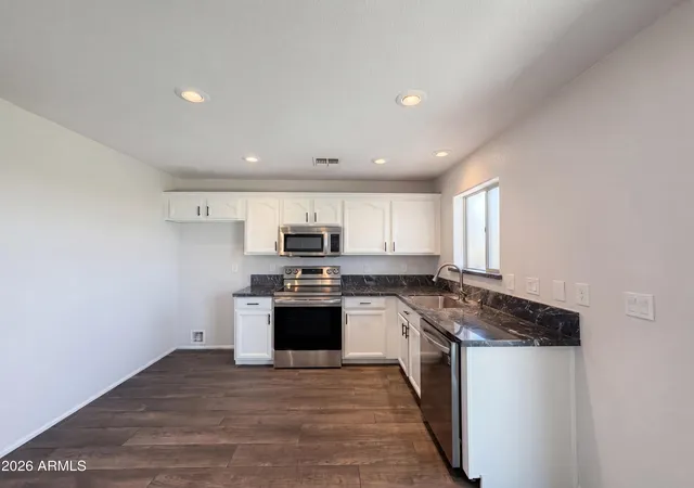 Photo 2 of Sale Pending at 41812 W Hillman Dr, Maricopa, AZ 85138 | MLS# 7040548 | Listing updated on 2026-09-11