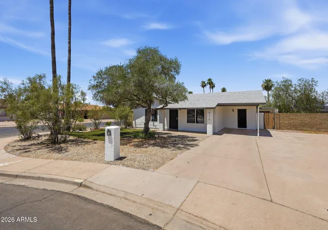 Homes for sale in Mesa, AZ | 612 W Farmdale Ave, Mesa, AZ 85210 | MLS# 7041195