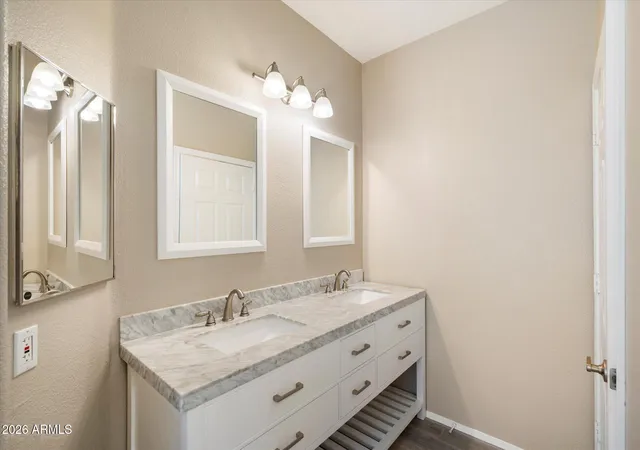 Homes for sale in Scottsdale, AZ | 9550 E Thunderbird Rd #213, Scottsdale, AZ 85260 | MLS# 7045666