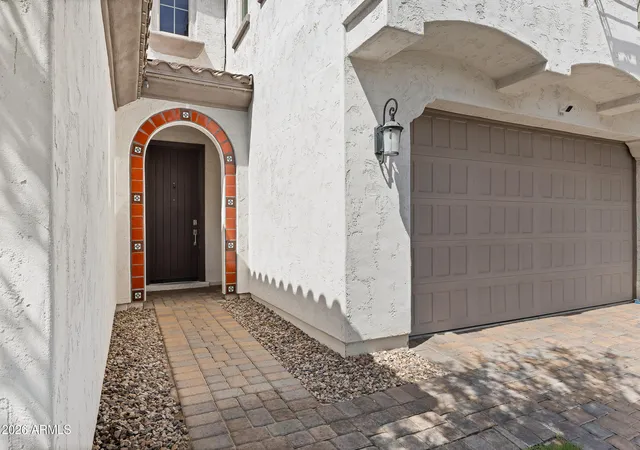Photo 3 of Single family home for sale at 956 W Yellowstone Wy, Chandler, AZ 85248 | MLS# 7069765 | Listing updated on 2026-09-02