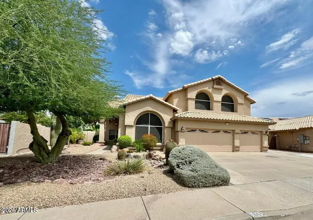 Photo 4 of Single family home for sale at 7865 W Kristal Way, Glendale, AZ 85308 | MLS# 7041212 | Listing updated on 2026-10-07