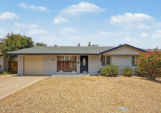 Photo 2 of Single family home for sale at 8330 E Monte Vista Rd, Scottsdale, AZ 85257 | MLS# 7042073 | Listing updated on 2026-09-19