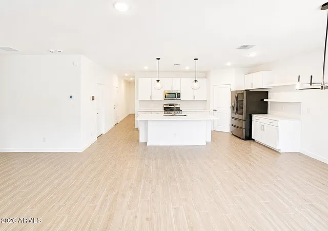 Photo 4 of Single family home for sale at 8631 W Augusta Ave, Glendale, AZ 85305 | MLS# 7040846 | Listing updated on 2026-08-27