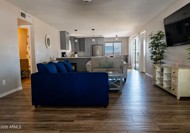 Photo 3 of Single family home for sale at 4331 W Dailey St, Glendale, AZ 85306 | MLS# 7040932 | Listing updated on 2026-07-28