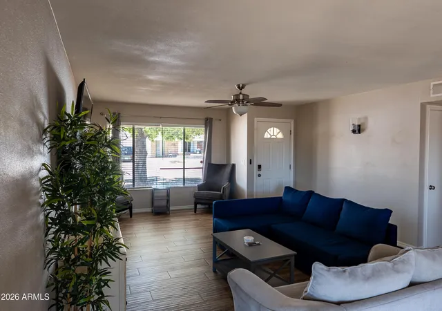 Photo 4 of Single family home for sale at 4331 W Dailey St, Glendale, AZ 85306 | MLS# 7040932 | Listing updated on 2026-07-28