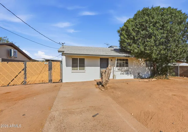 Homes for sale in Glendale, AZ | 7721 N 63Rd Ave Ave, Glendale, AZ 85301 | MLS# 7040946
