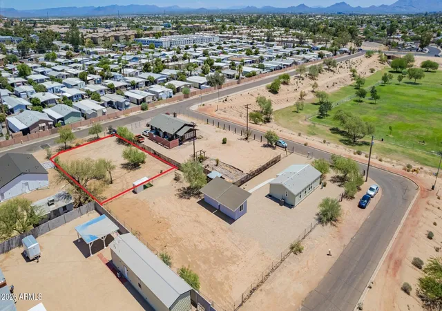Photo 2 of Sale Pending at 2219 E John Cabot Rd, Phoenix, AZ 85022 | MLS# 7051119 | Listing updated on 2026-09-05