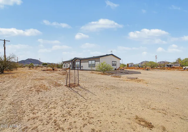 Photo 2 of Sale Pending at 52440 W Teel Rd, Maricopa, AZ 85139 | MLS# 7042497 | Listing updated on 2026-09-24