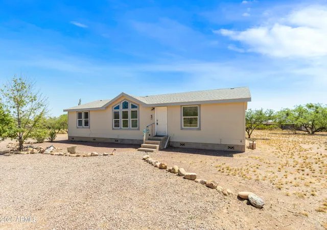 Homes for sale in Hereford, AZ | 5838 E Perry Ln, Hereford, AZ 85615 | MLS# 7042100