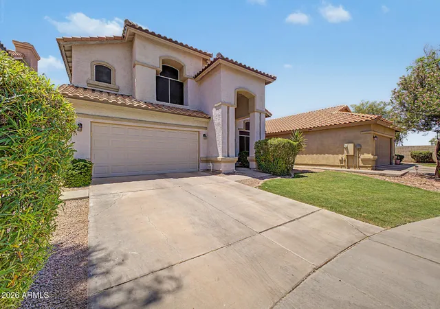 Photo 2 of Sale Pending at 1172 N Woodside Ct, Chandler, AZ 85224 | MLS# 7041466 | Listing updated on 2026-09-11