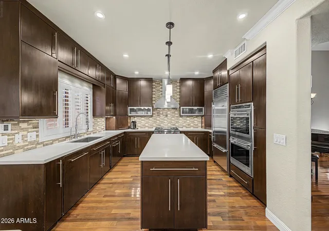 Photo 3 of Sale Pending at 1172 N Woodside Ct, Chandler, AZ 85224 | MLS# 7041466 | Listing updated on 2026-09-11