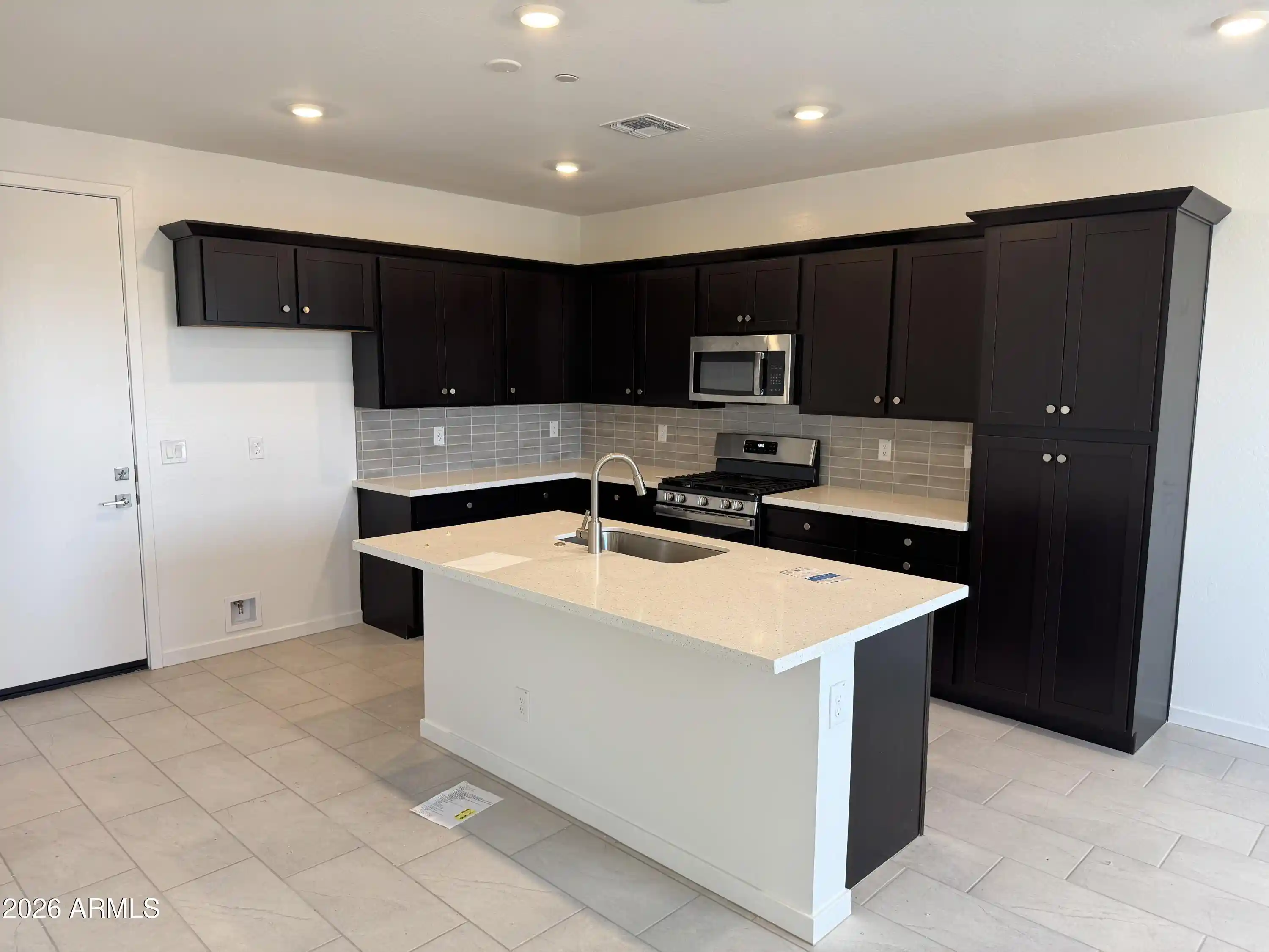 Photo 1 of Single family home for sale at 2265 S Falcon Dr, Gilbert, AZ 85295 | MLS# 7041363 | Listing updated on 2026-10-23