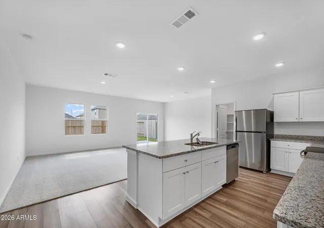3rd image of 10055 W Devonshire Ave, Phoenix, AZ 85037 | MLS# 7041441