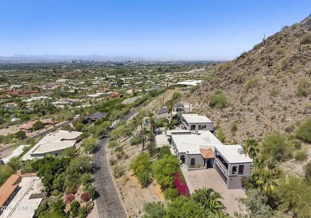 45th image of 6900 N Highlands Dr, Paradise Valley, AZ 85253 | MLS# 7041528