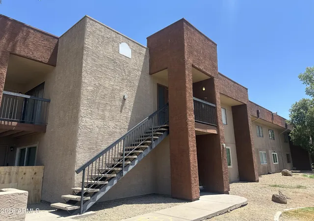 Photo 2 of Townhouse for sale at 3810 N Maryvale Pkwy #2055, Phoenix, AZ 85031 | MLS# 7043488 | Listing updated on 2026-08-18