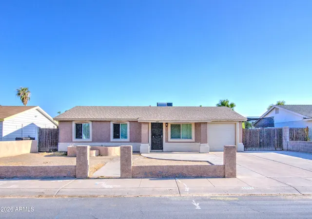 Photo 2 of Single family home for sale at 6601 W Monte Vista Rd, Phoenix, AZ 85035 | MLS# 7041605 | Listing updated on 2026-10-27