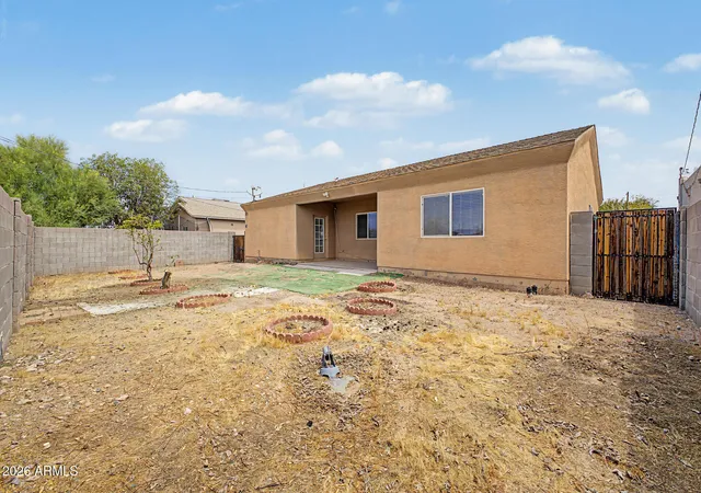 Homes for sale in Morristown, AZ | 445 W Reizen Dr, Morristown, AZ 85342 | MLS# 7043036