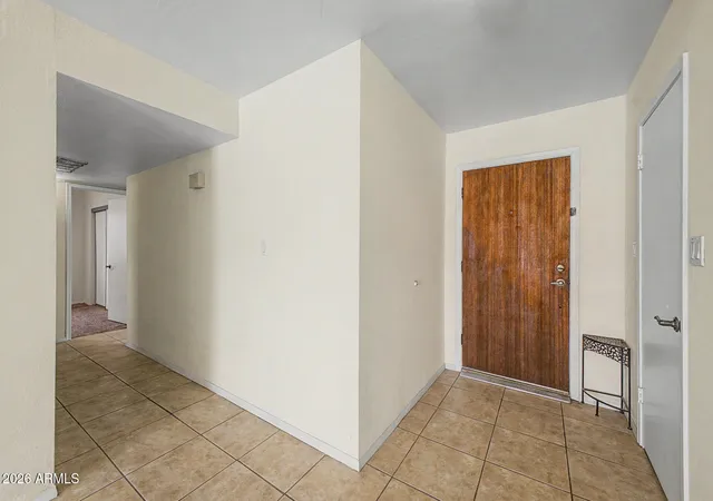 Photo 4 of Single family home for sale at 4010 W Campo Bello Dr, Glendale, AZ 85308 | MLS# 7043099 | Listing updated on 2026-09-22